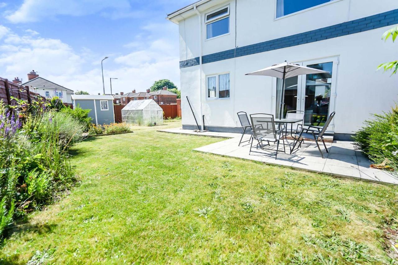 Beautiful 3 Bedroom Home, 10 Minutes Walk To Beach. Клиторпс Экстерьер фото